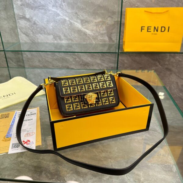 Replica Fendi Bag 22*13CM