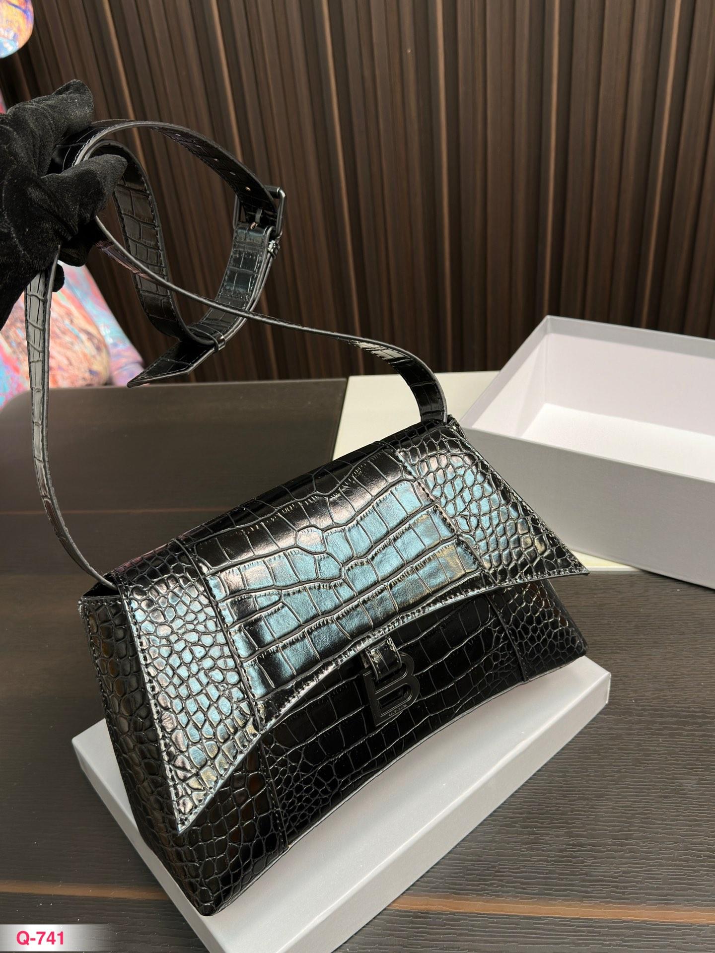 Replica Balenciaga Bag 28*17CM