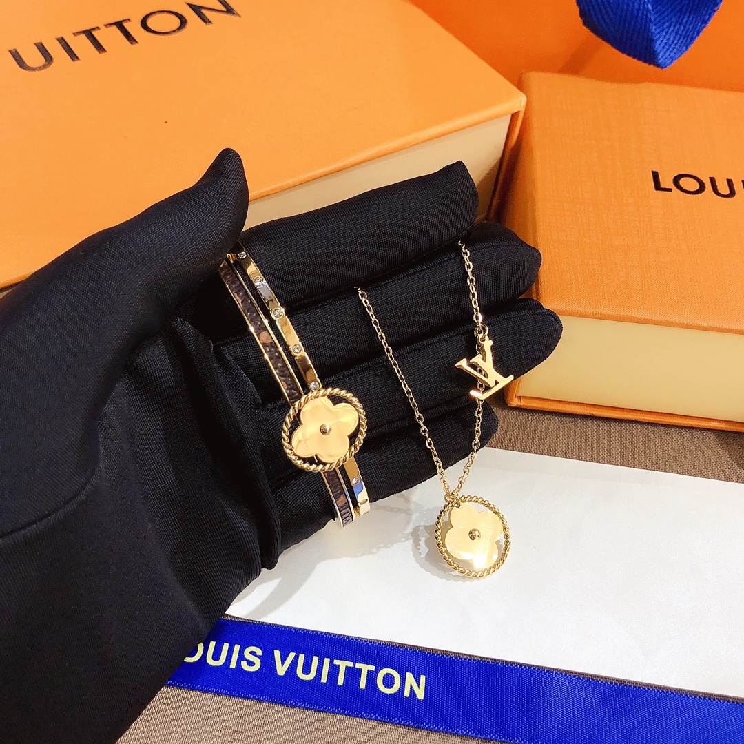 Replica LOUIS VUITTON Bangle