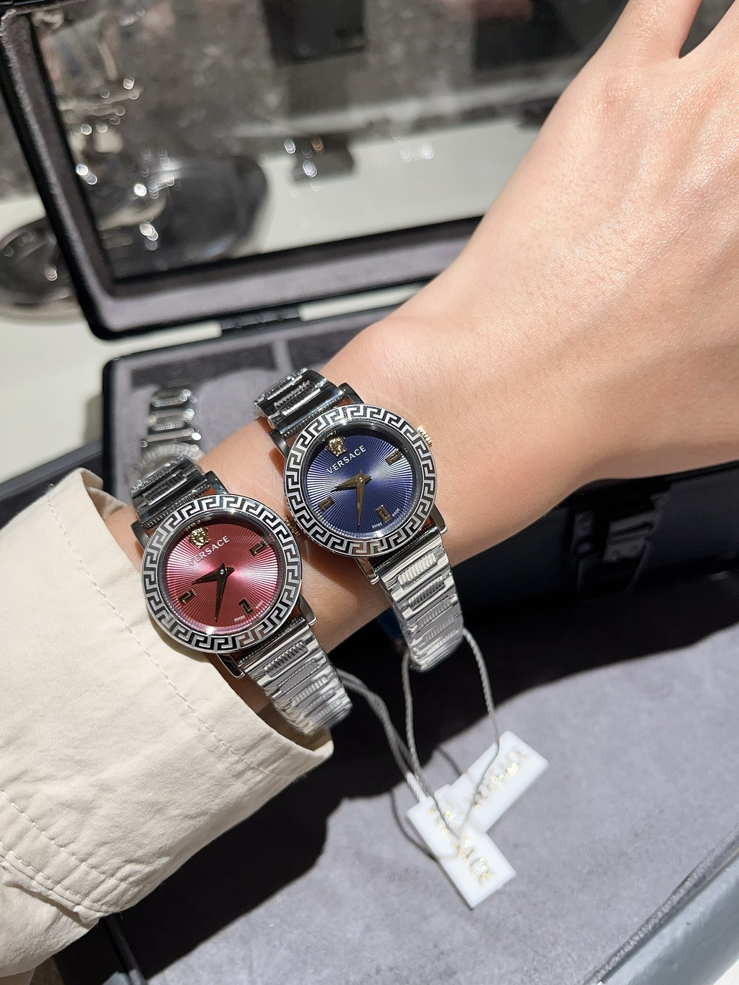 Replica Versace 904l Stainless Steel Quartz Watch 28MM