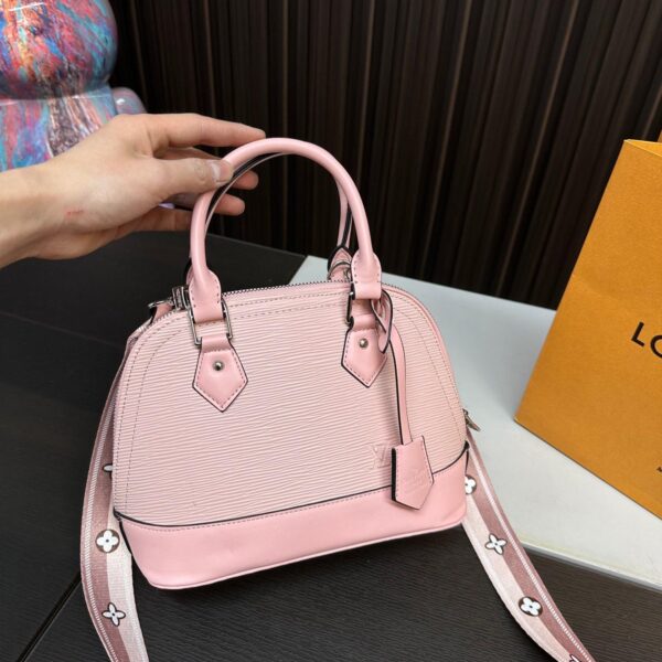Replica Louis Vuitton Bag 24*18CM