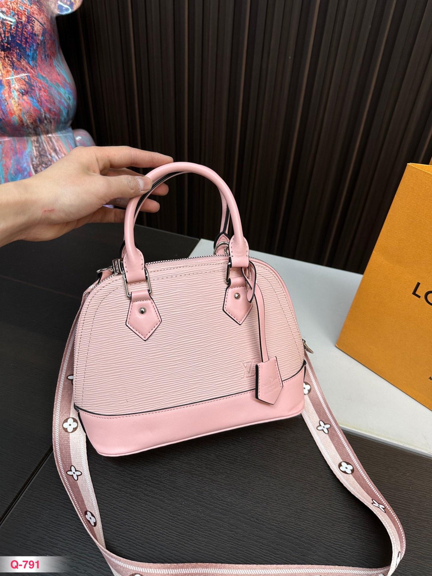 Replica Louis Vuitton Bag 24*18CM