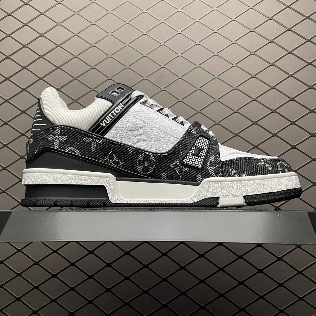 Replica Louis Vuitton Shoe Louis Vuitton Trail Sneaker LV BLACK SIZE 38-45_01886