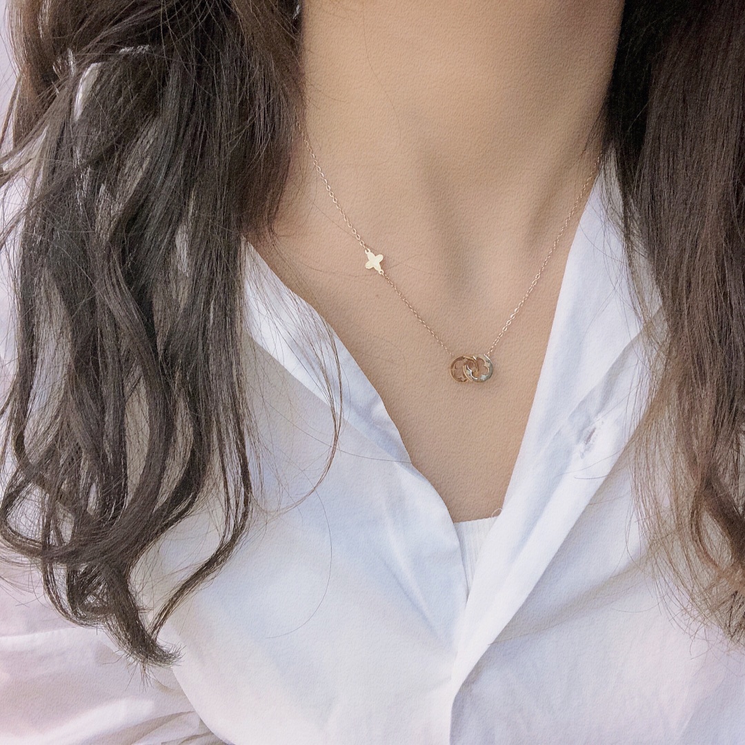 Replica LOUIS VUITTON Necklace