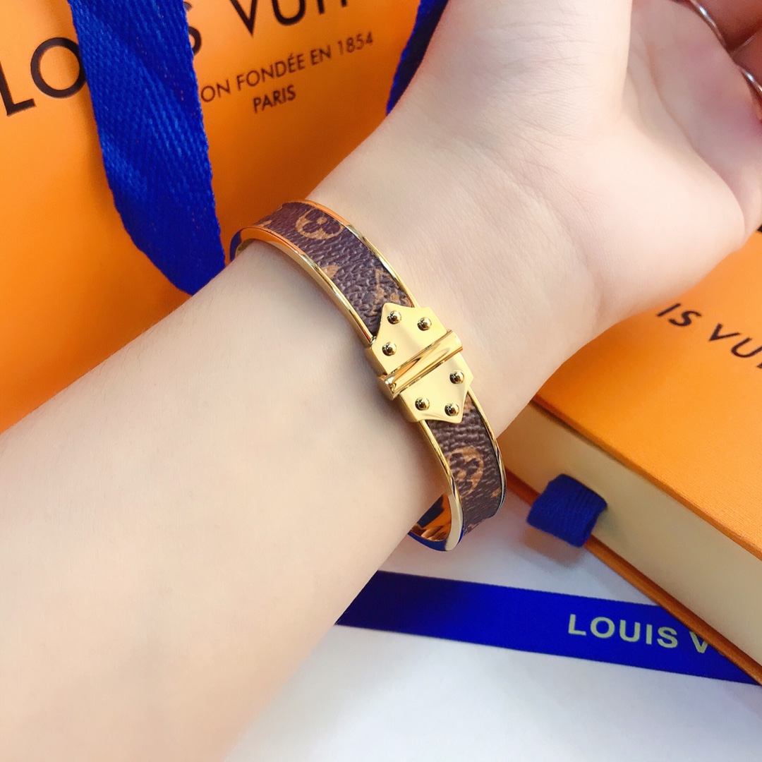 Replica LOUIS VUITTON Bangle