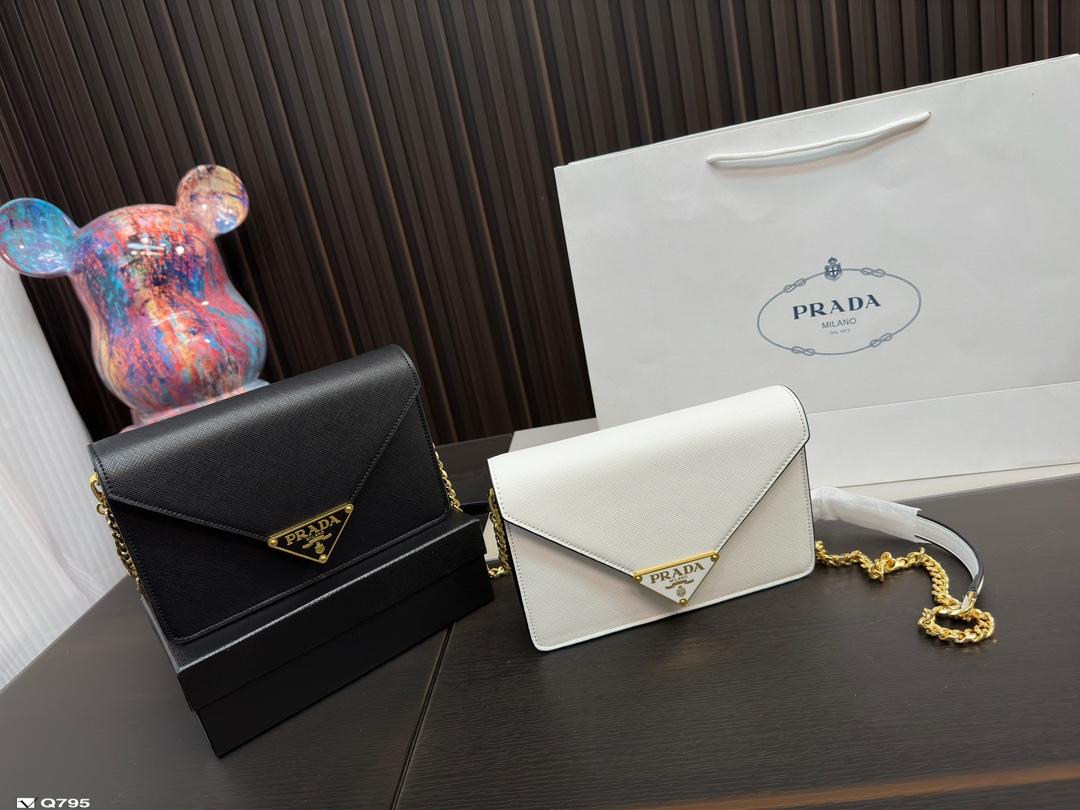 Replica Prada Bag 21*14CM