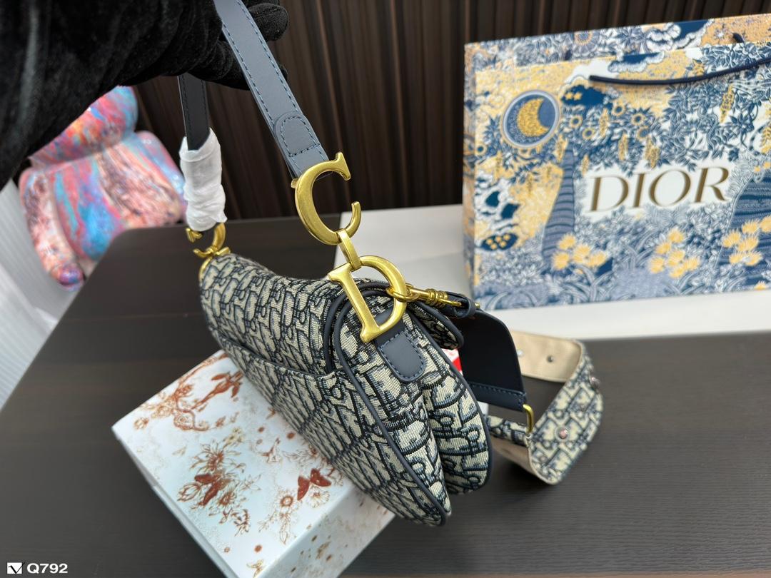 Replica Dior Bag 23*19CM