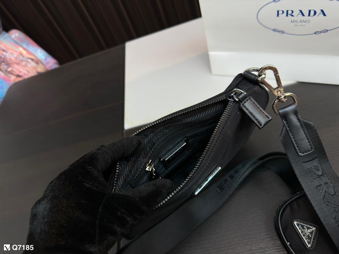 Replica Prada Bag 26*26CM