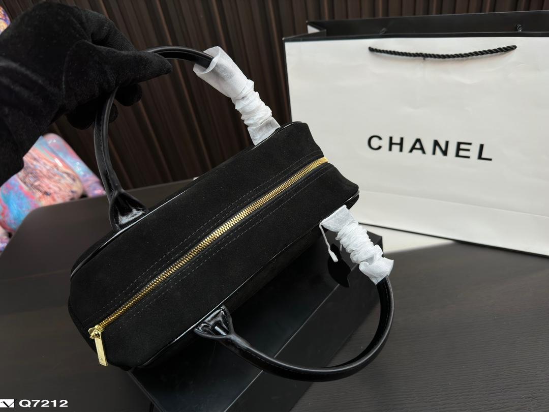 Replica Chanel Bag 28*17CM