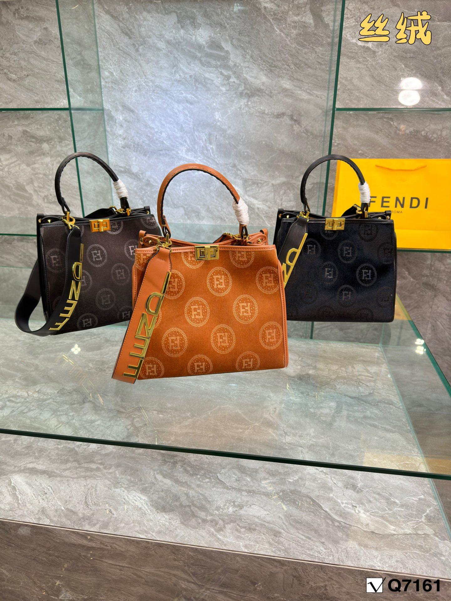 Replica Fendi Bag 30*26CM