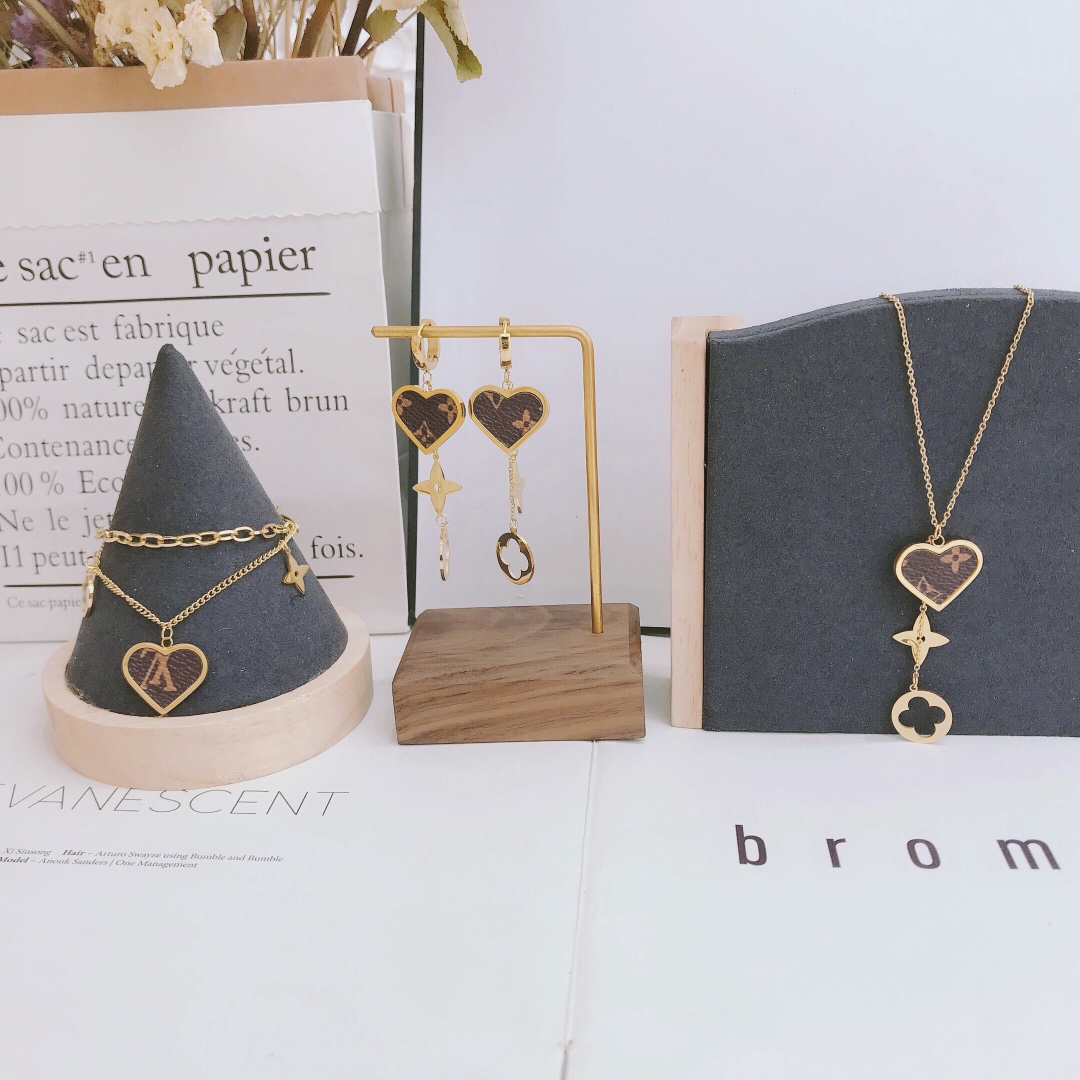 Replica LOUIS VUITTON Earring