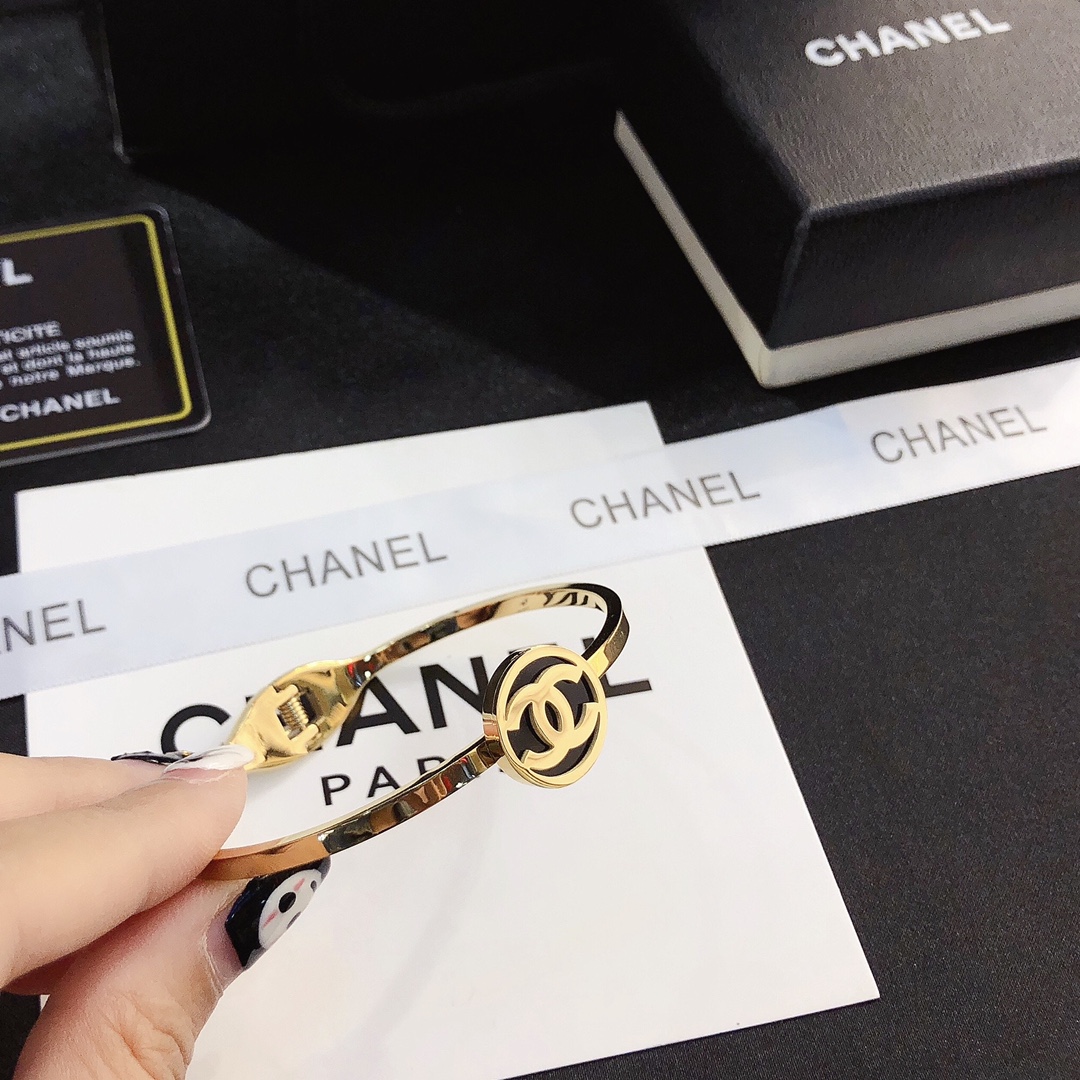 Replica CHANEL Bangle