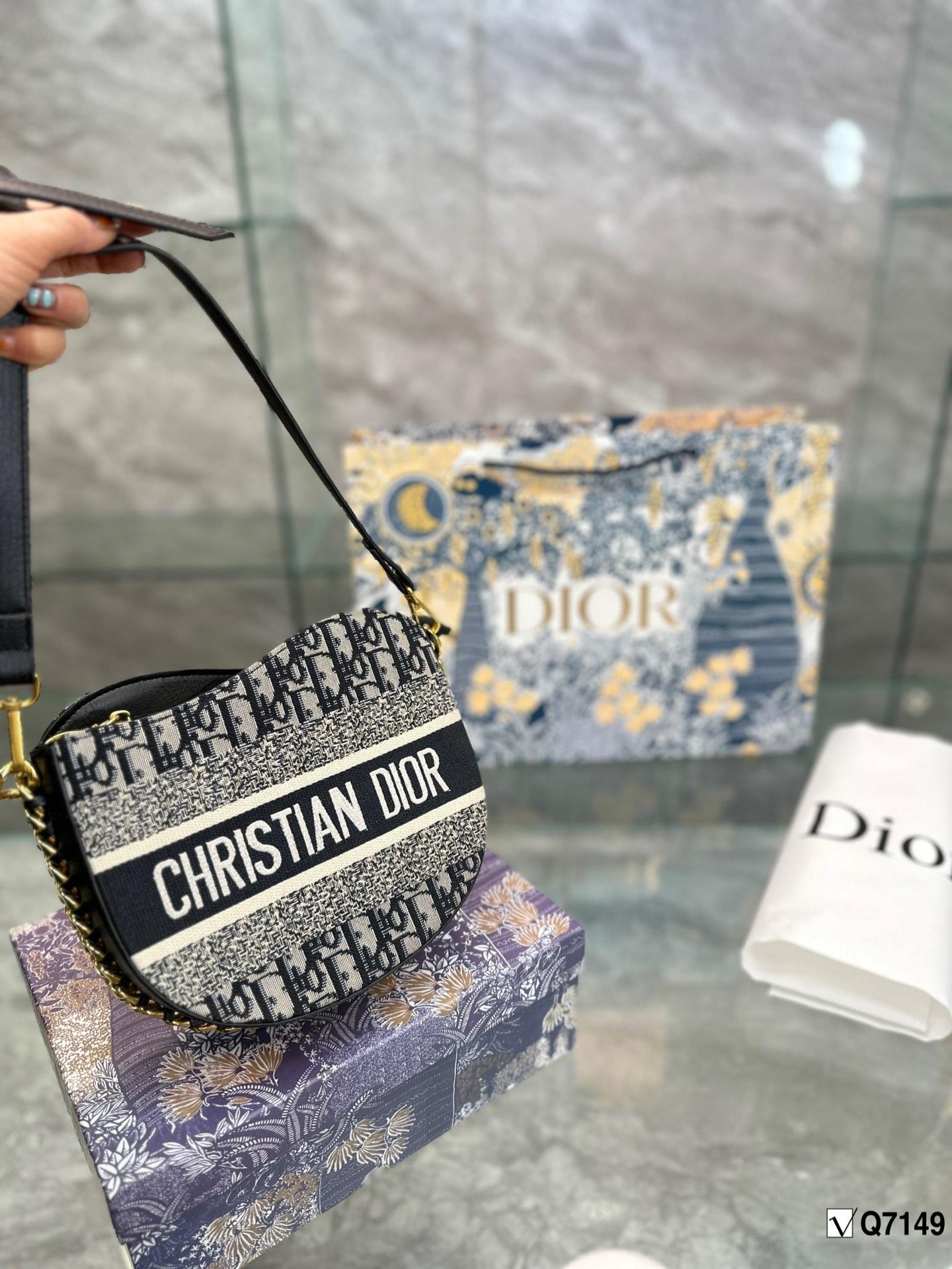 Replica Dior Bag 20*18CM