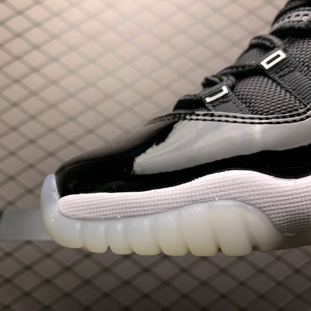 Replica Air Jordan Shoe Womens Air Jordan 11 Silver Eyelets 378038-011 36-40