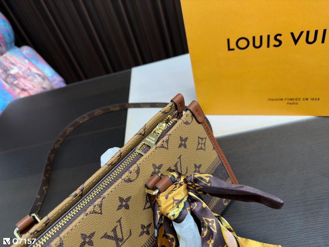 Replica Louis Vuitton Bag 15*29CM
