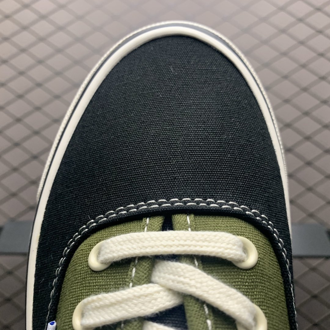 Replica Vans Shoe Vans Authentic 35-44 5261143B