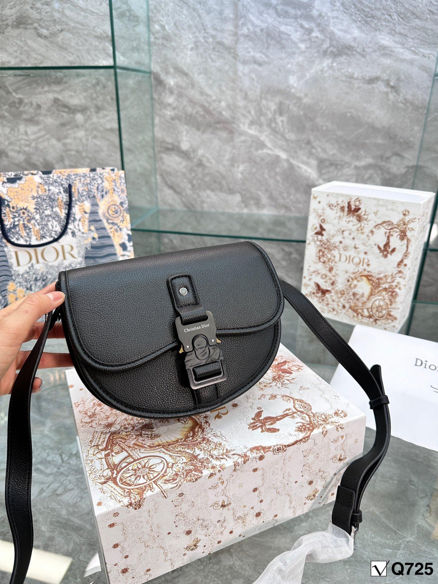 Replica Dior Bag 20*16CM