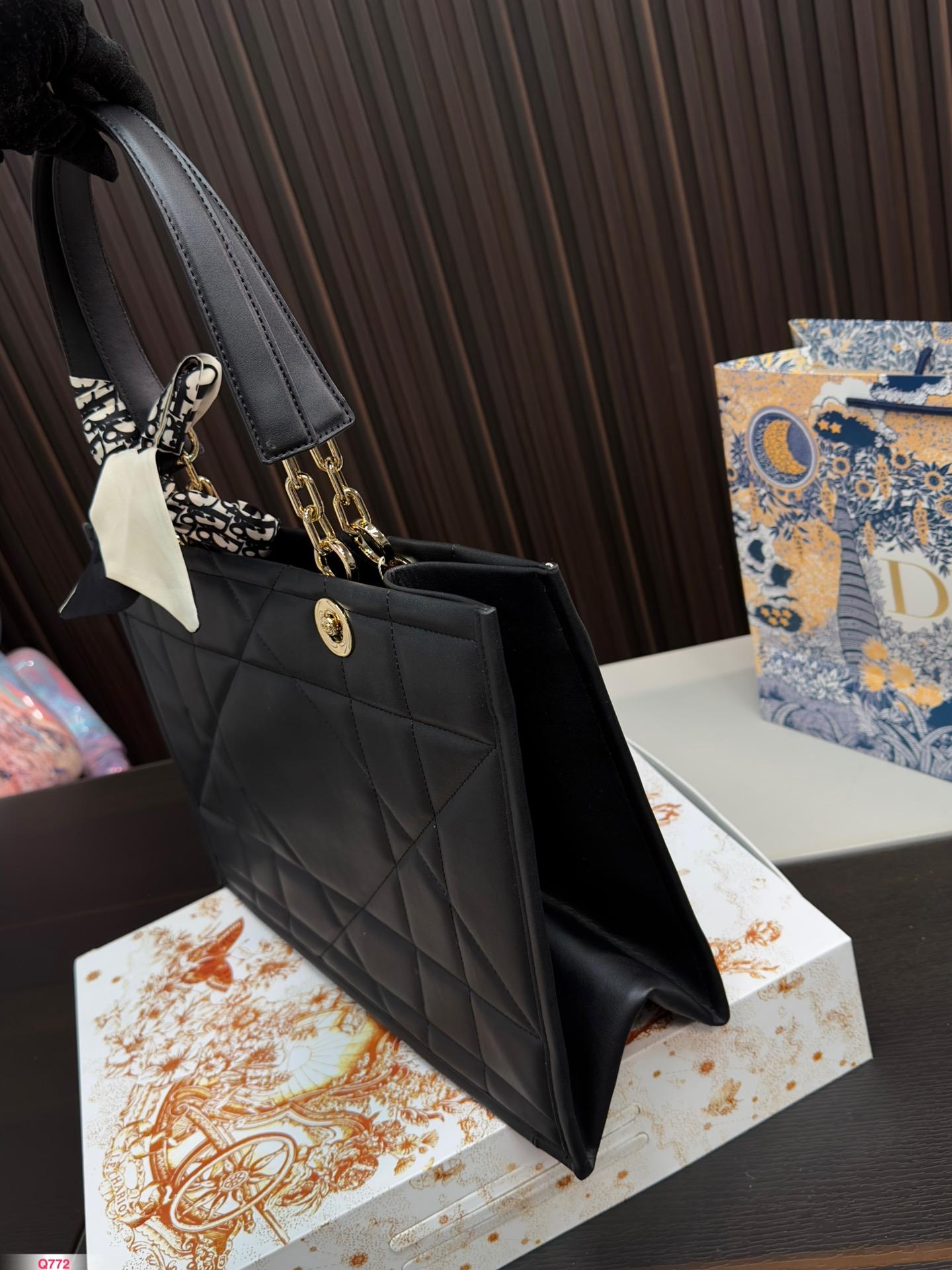 Replica Dior Bag  25*21CM/36*27CM