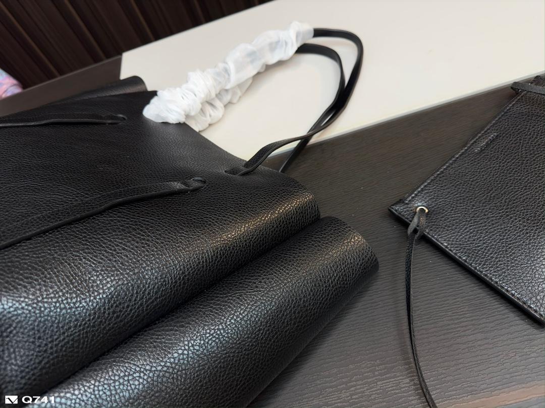 Replica Balenciaga Bag 36*35CM