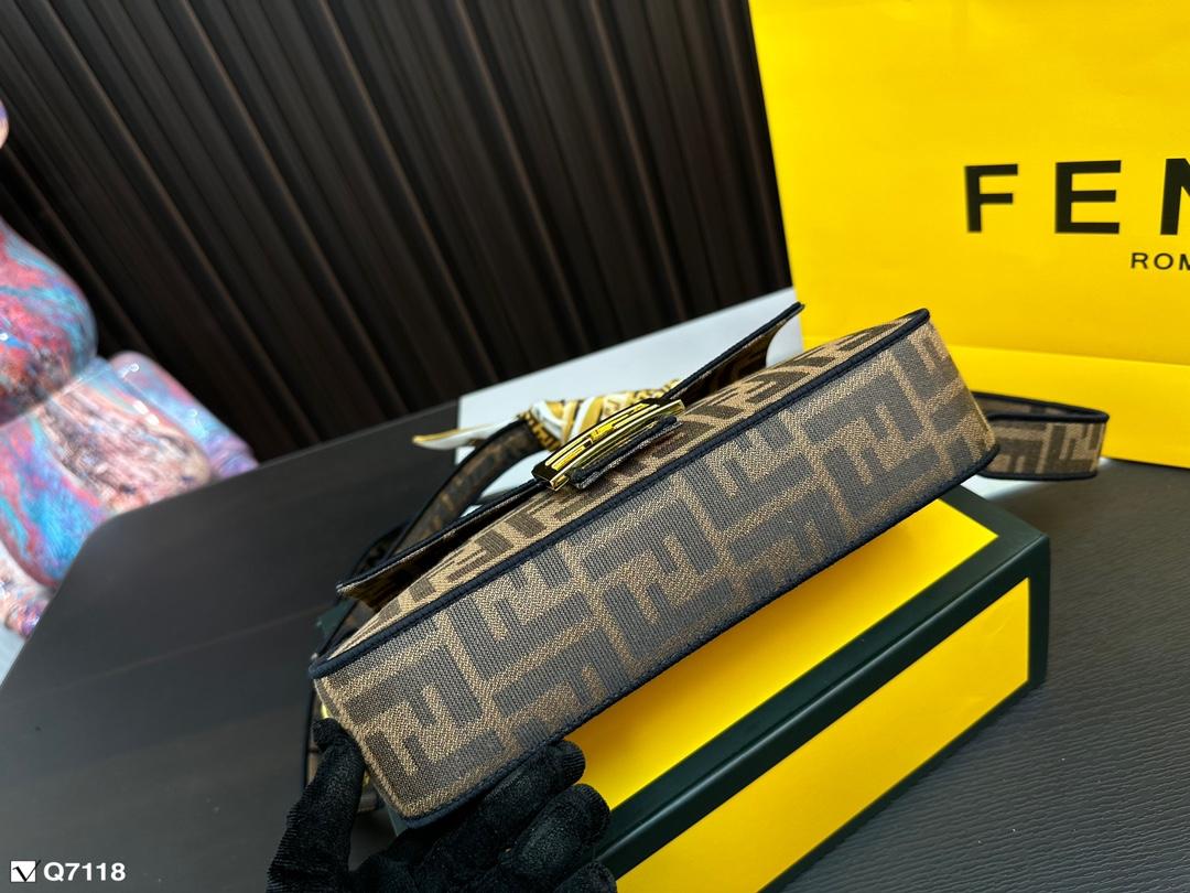 Replica Fendi Bag 25*6*15CM