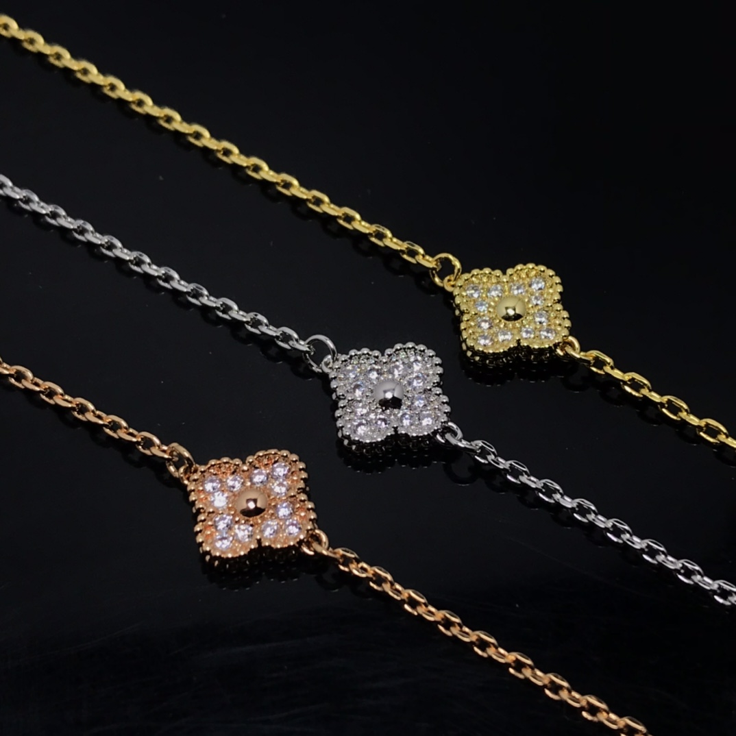 Replica VanCleef Arpels Bracelet