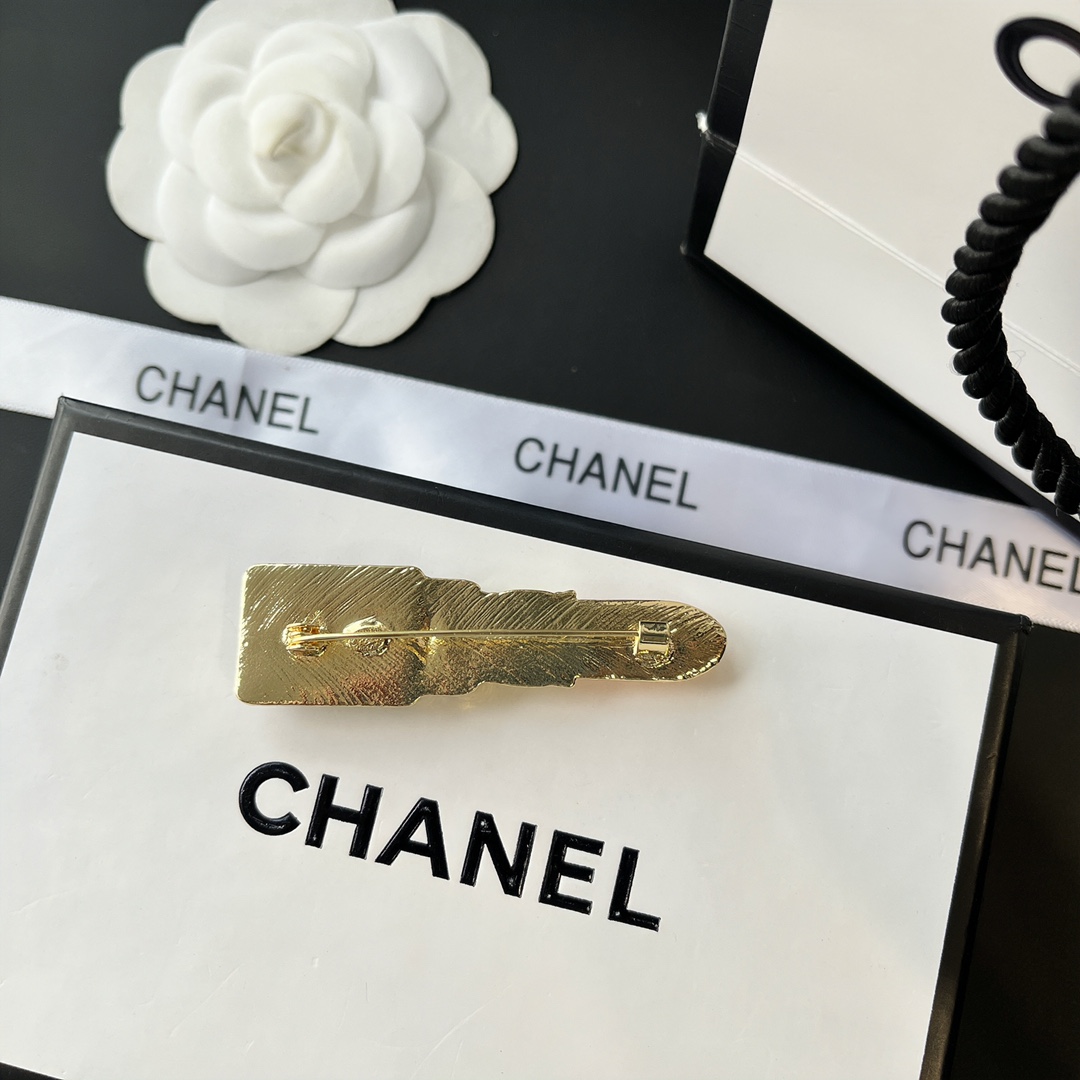 Replica CHANEL Brooch