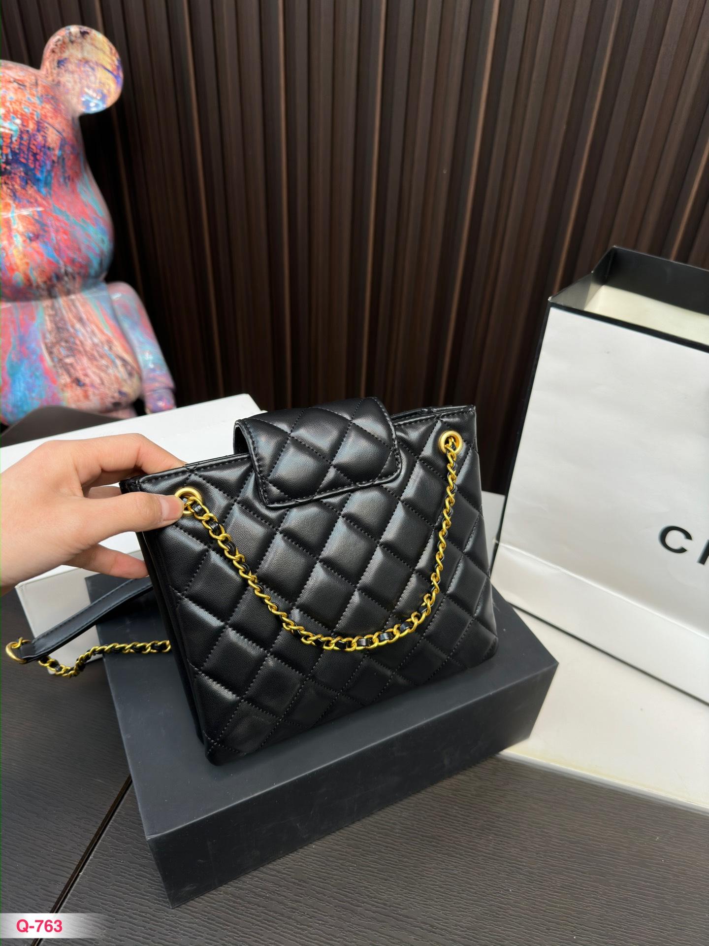 Replica Chanel Bag 19*21CM
