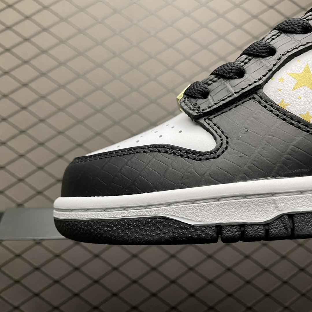 Replica Nike Dunk SB Shoe Supreme x Nike SB Dunk Low Black Stars DH3228-102 36-47