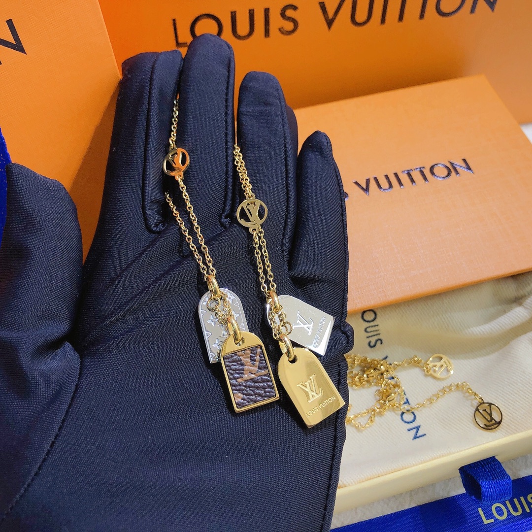 Replica LOUIS VUITTON Necklace