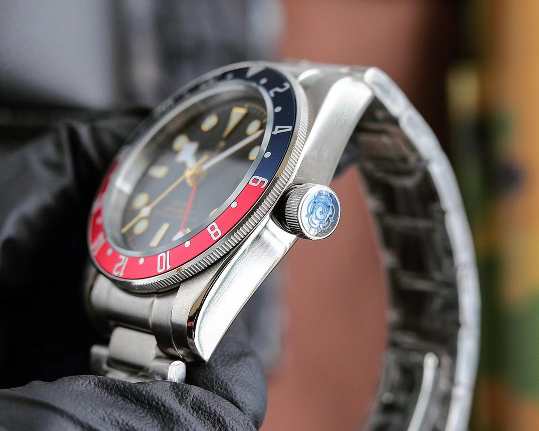 Replica Tudor 904l Stainless Steel GMT Automatic Machine Watch 42MM