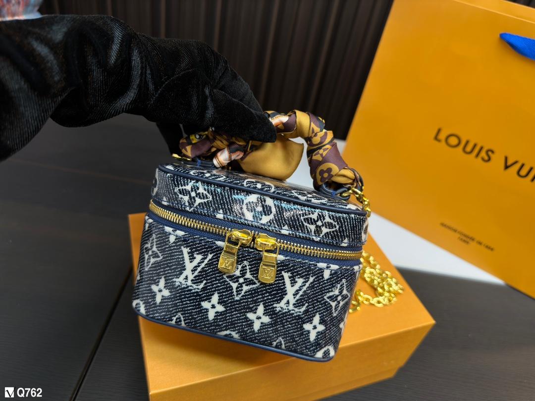 Replica Louis Vuitton Bag 14*9CM