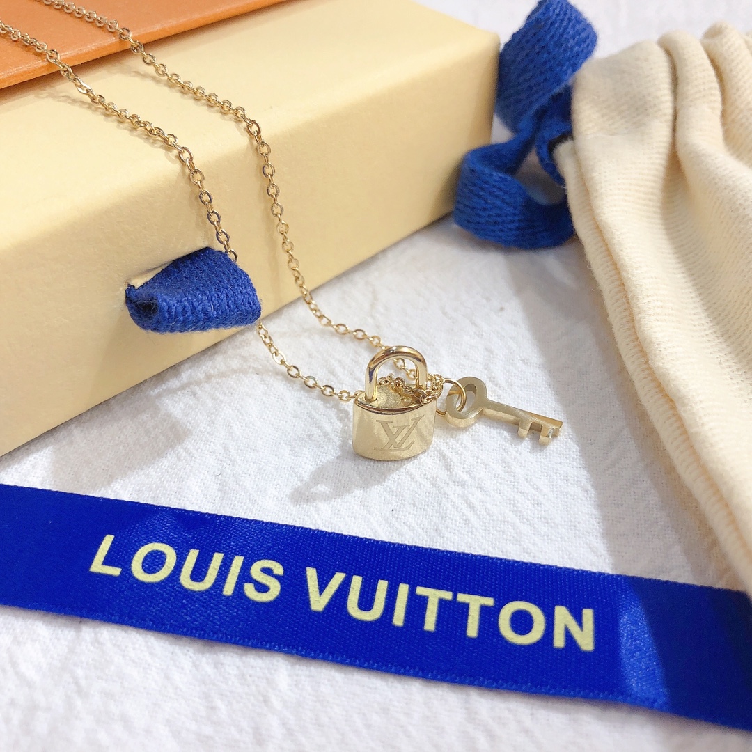 Replica LOUIS VUITTON Necklace