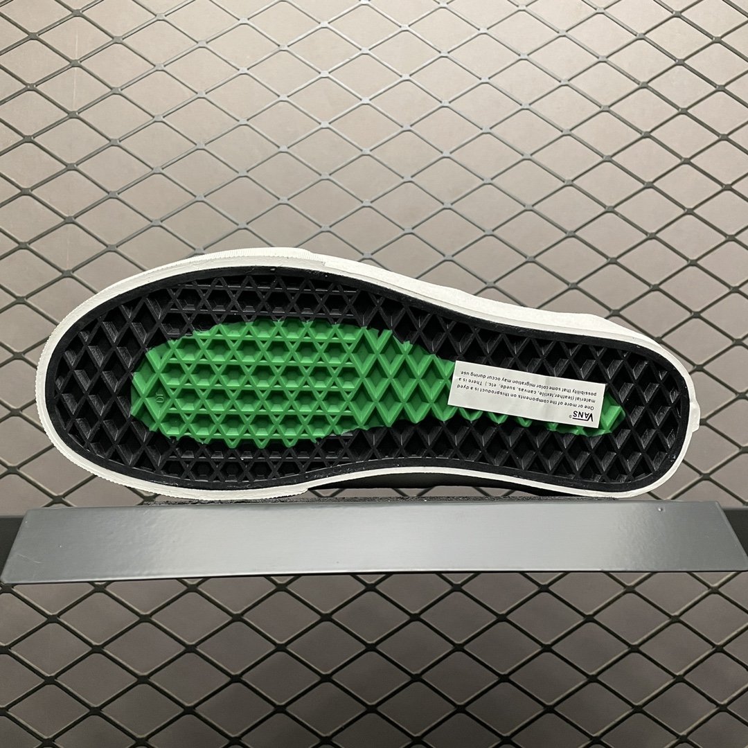 Replica Vans Shoe They Are x Vans  ERA BL 35-44