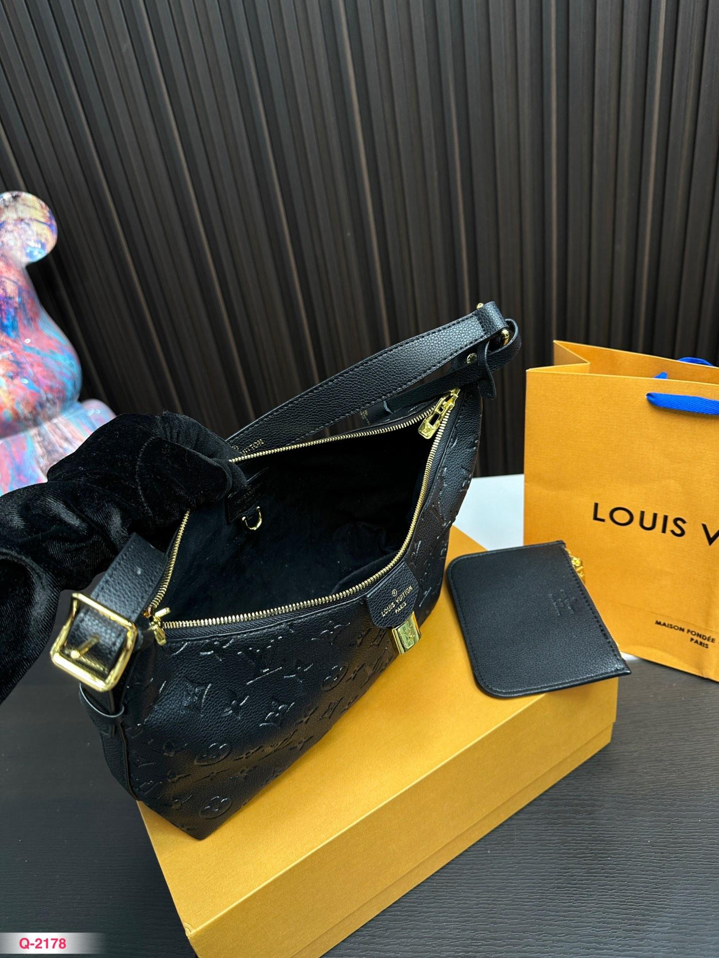 Replica Louis Vuitton Bag 26*17CM