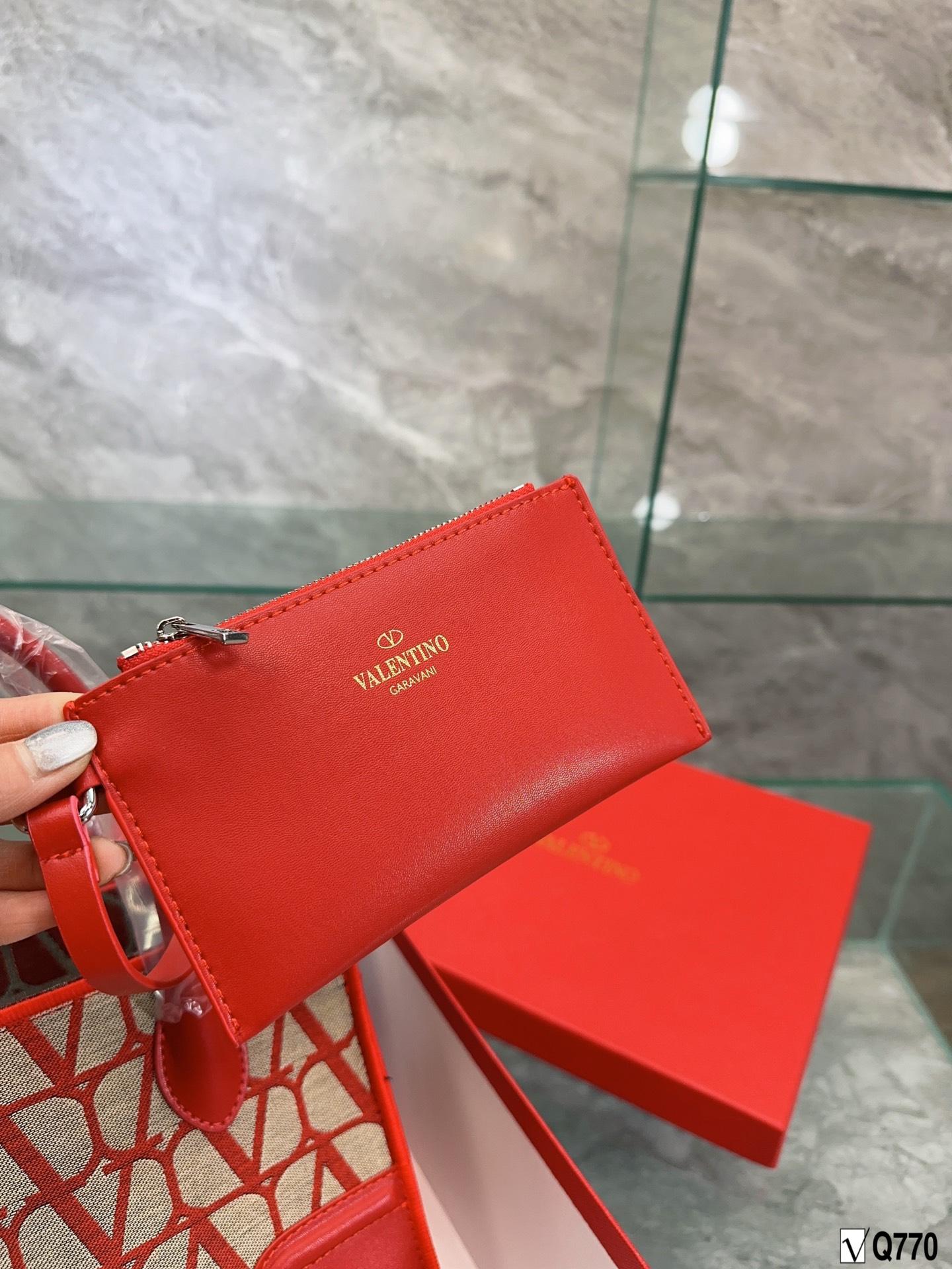 Replica Valentino Bag 28*20CM