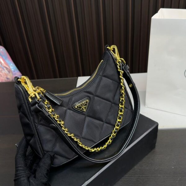 Replica Prada Bag 11*21CM