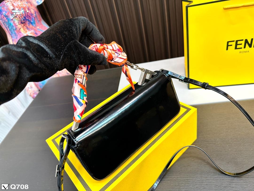 Replica Fendi Bag 23*10CM