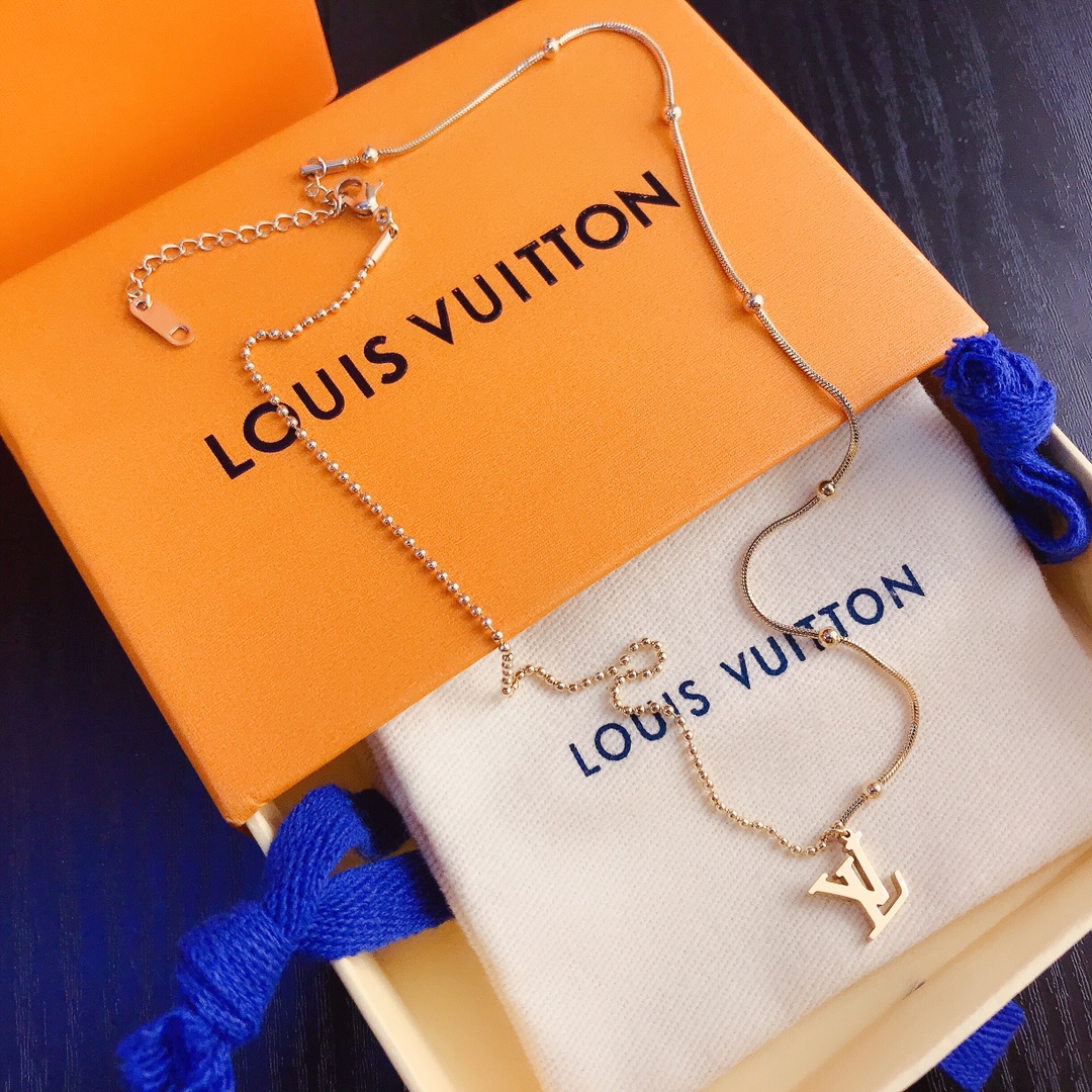 Replica LOUIS VUITTON Necklace