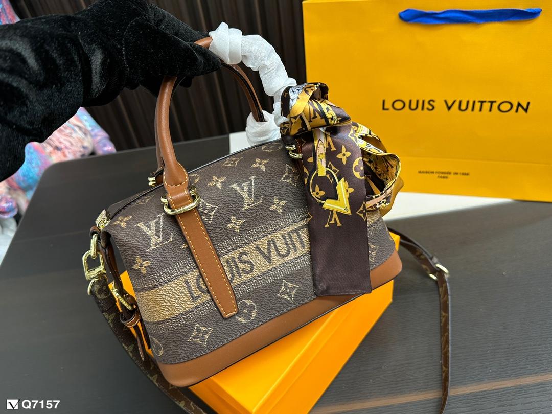 Replica Louis Vuitton Bag 24*15CM