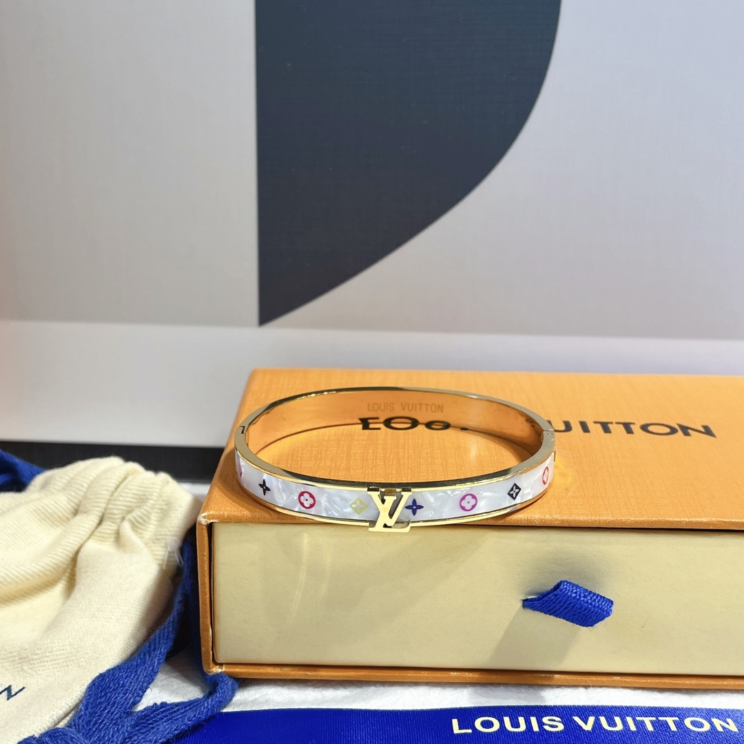 Replica LOUIS VUITTON Bangle