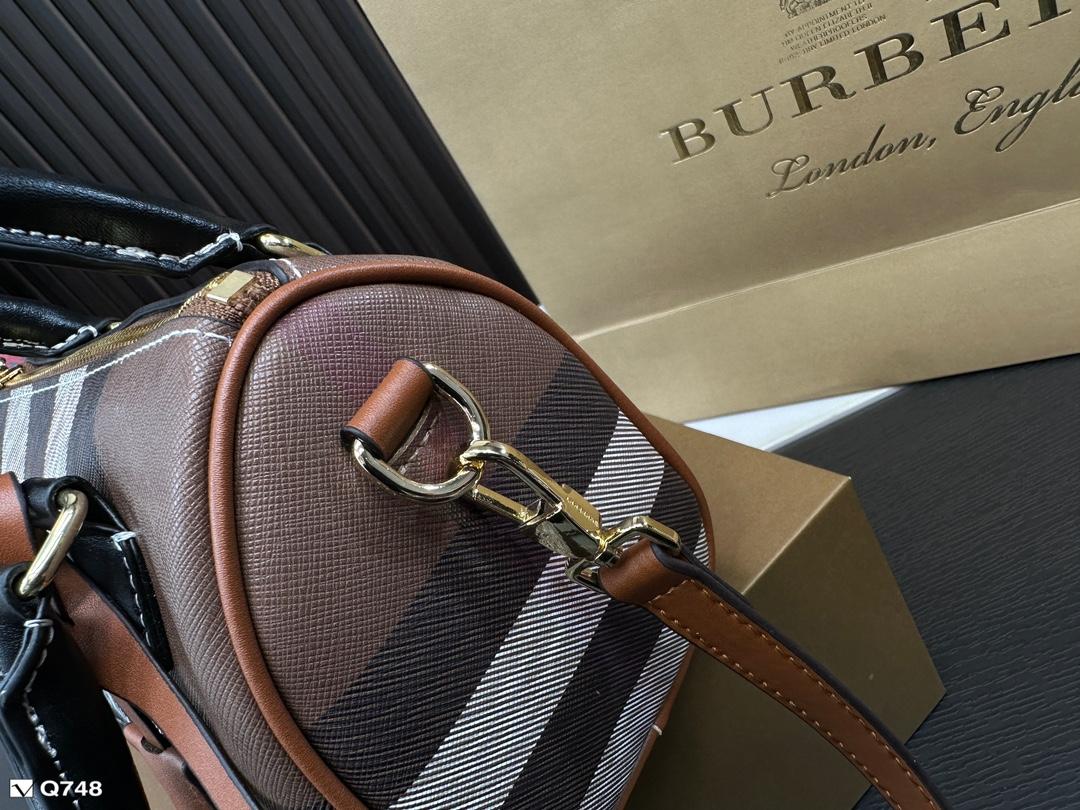 Replica Burberry Bag 18*12CM