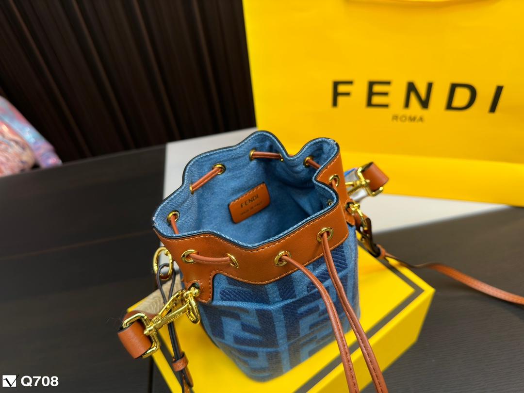 Replica Fendi Bag 12*17CM