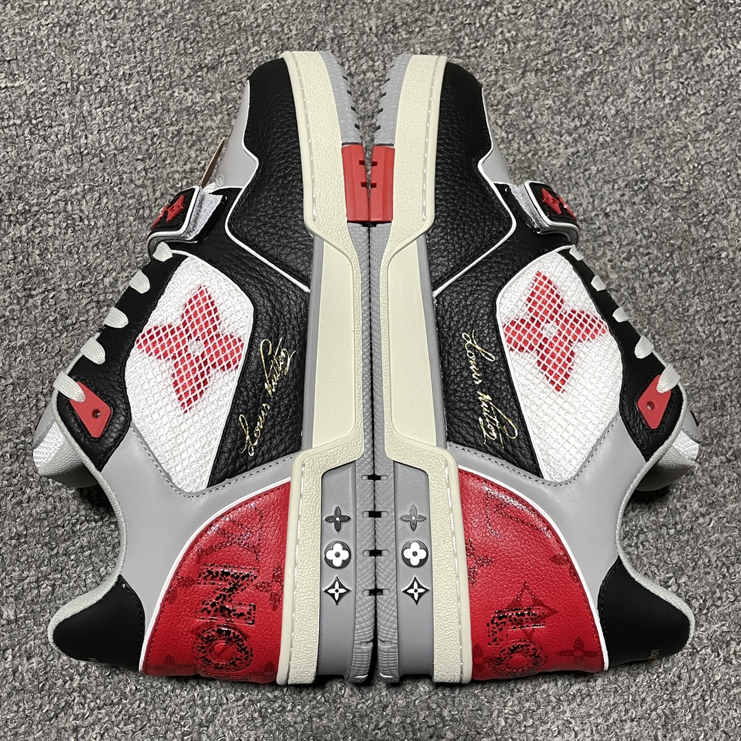 Replica Louis Vuitton Shoe Louis Vuitton LV Trainer Size 38-46B