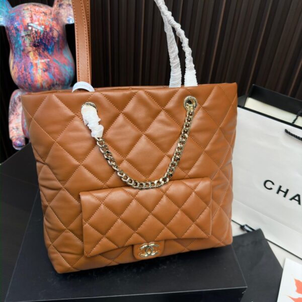 Replica Chanel Bag 33*31CM