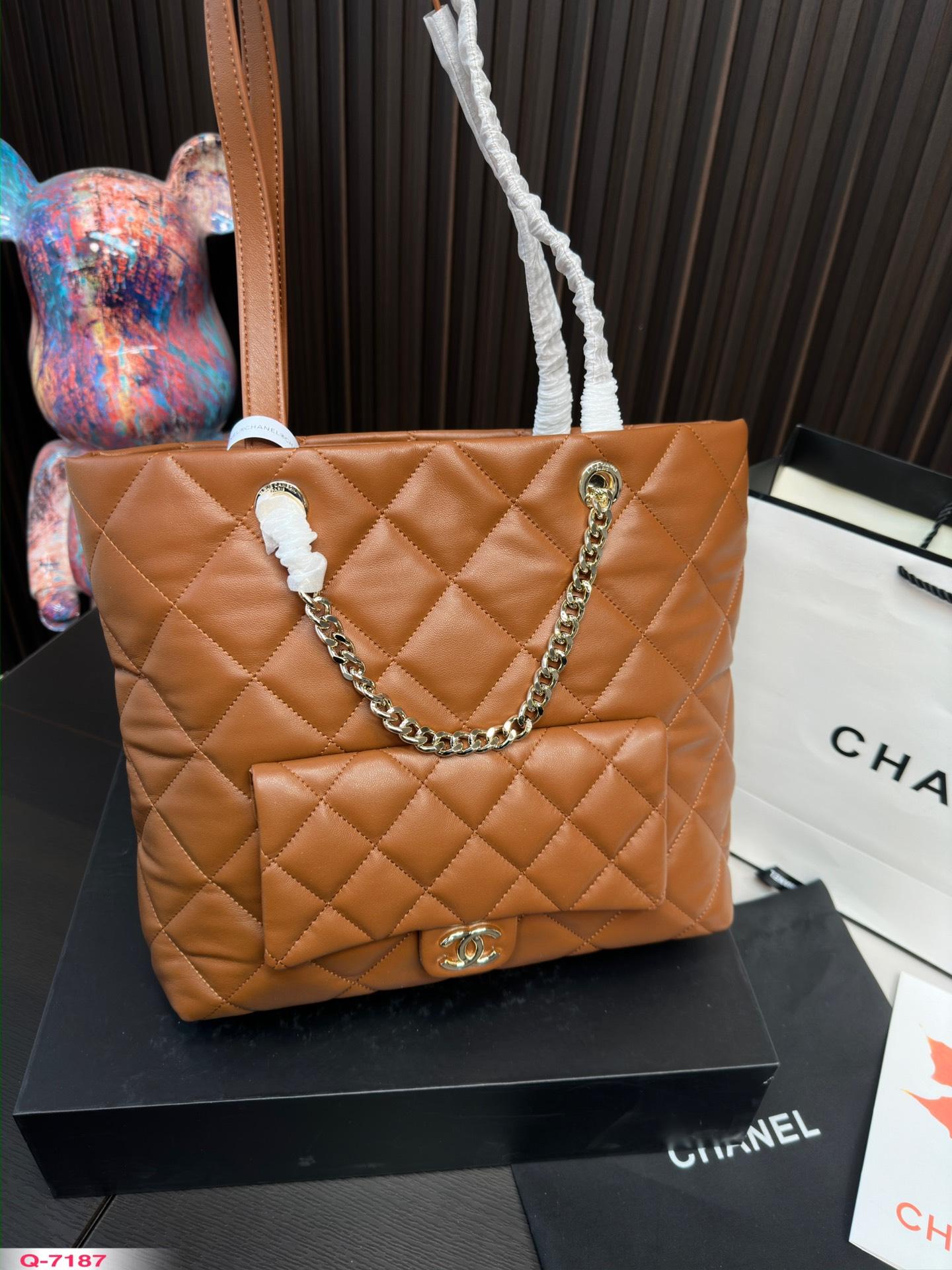 Replica Chanel Bag 33*31CM