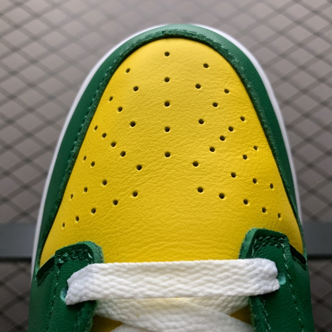 Replica Nike Dunk SB Shoe Nike Dunk Low SP Brazil CU1727-700 36-46