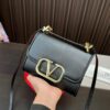 Replica Valentino Bag 18*15CM