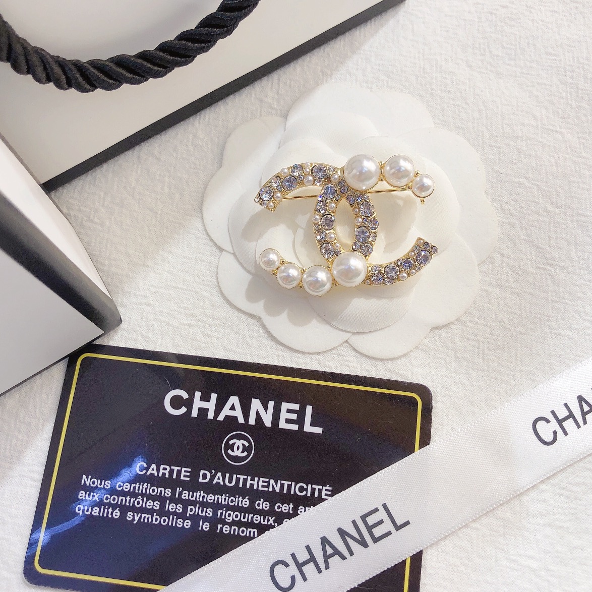 Replica CHANEL Brooch