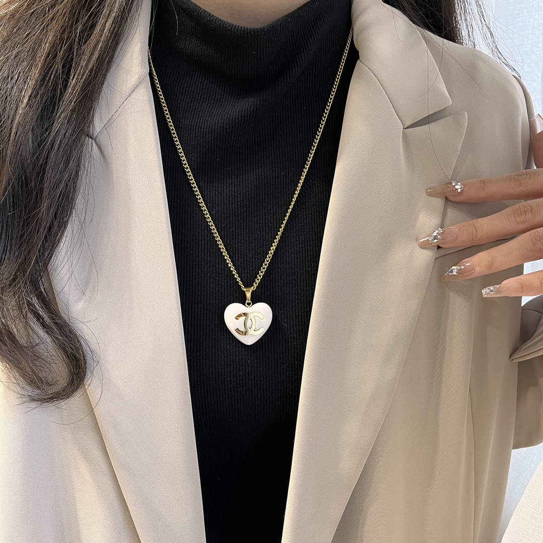 Replica CHANEL Necklace