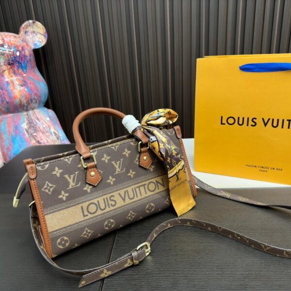 Replica Louis Vuitton Bag 15*29CM